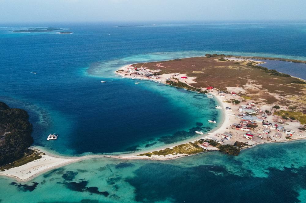 Velero en Los Roques